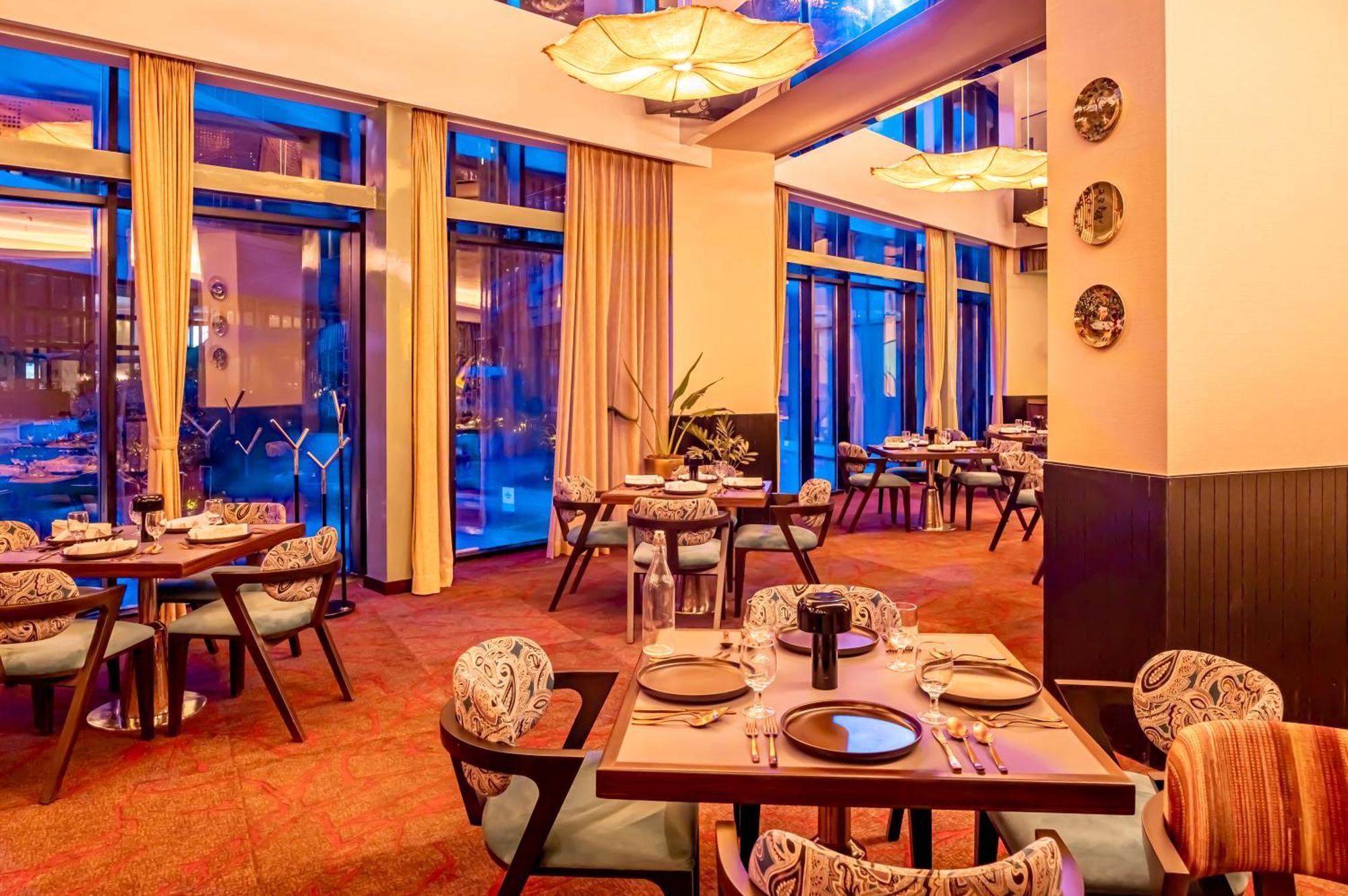 Novotel Kolkata Hotel&Residences Exterior foto The restaurant