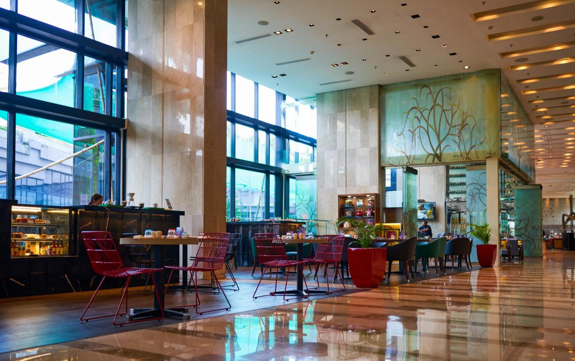 Novotel Kolkata Hotel&Residences Exterior foto The lobby